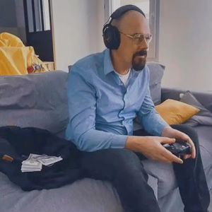 Meet your Posher, Benedict